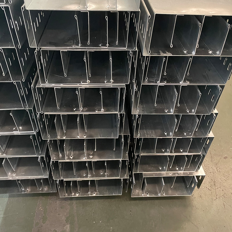 صينية كابلات على شكل قطرة ماء