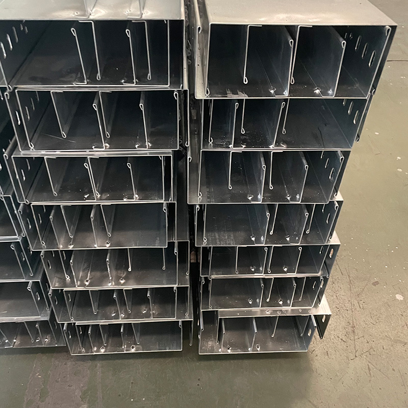 صينية كابلات على شكل قطرة ماء