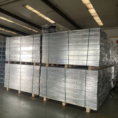 صواني الكابلات المثقبة للمشتريات