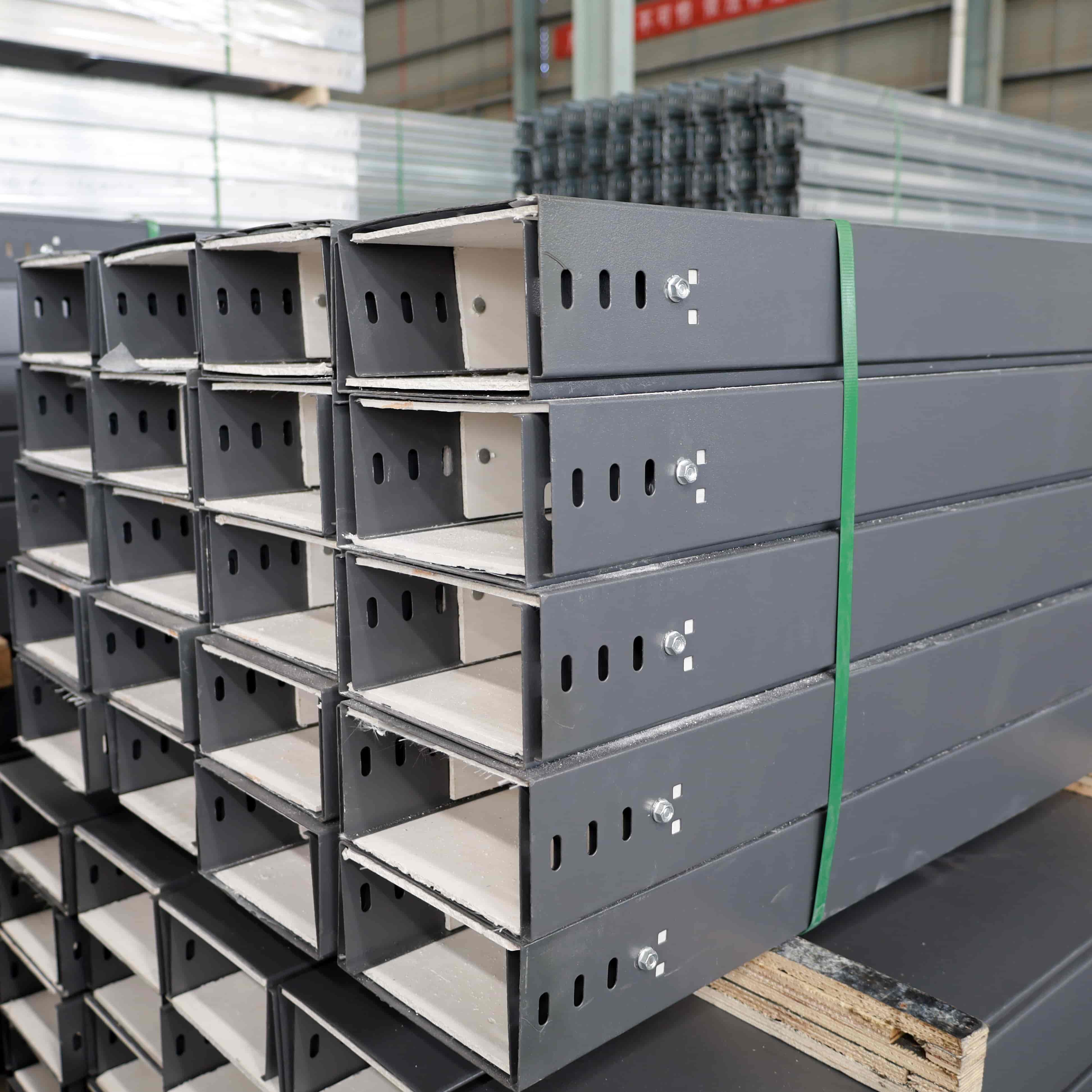 إطار جسر محكم الغلق ومقاوم للحريق