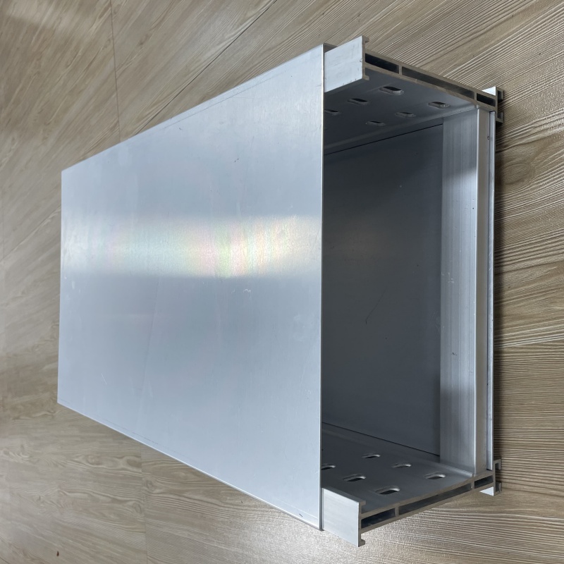 حامل صينية الكابلات ذو الطبقة المزدوجة